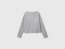 Boxy fit top