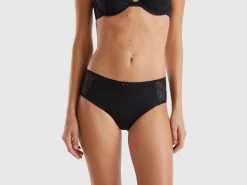 Boyshort underwear with lace inserts