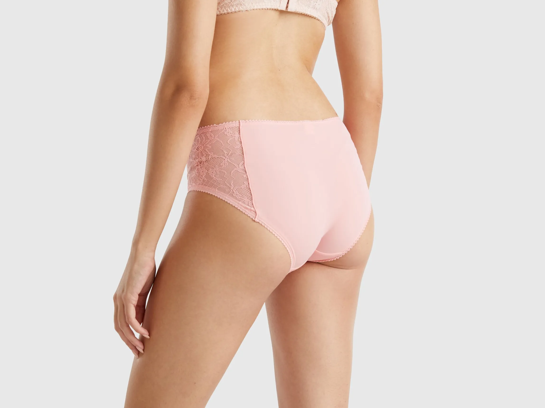Boyshort underwear with lace inserts