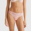 Brazilian underwear in stretch lace