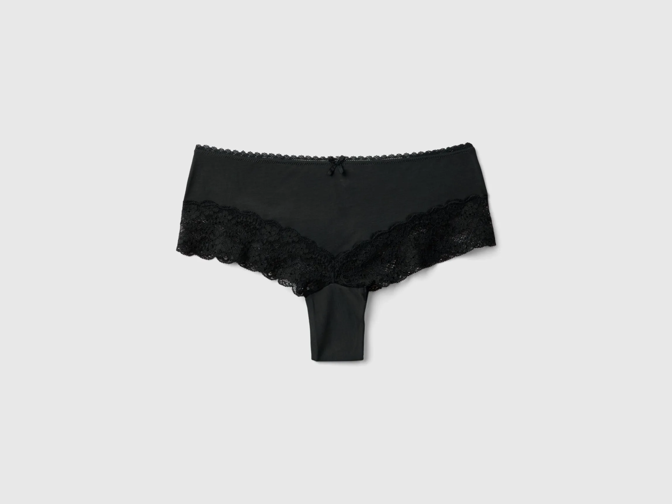Brazilian underwear with lase inserts