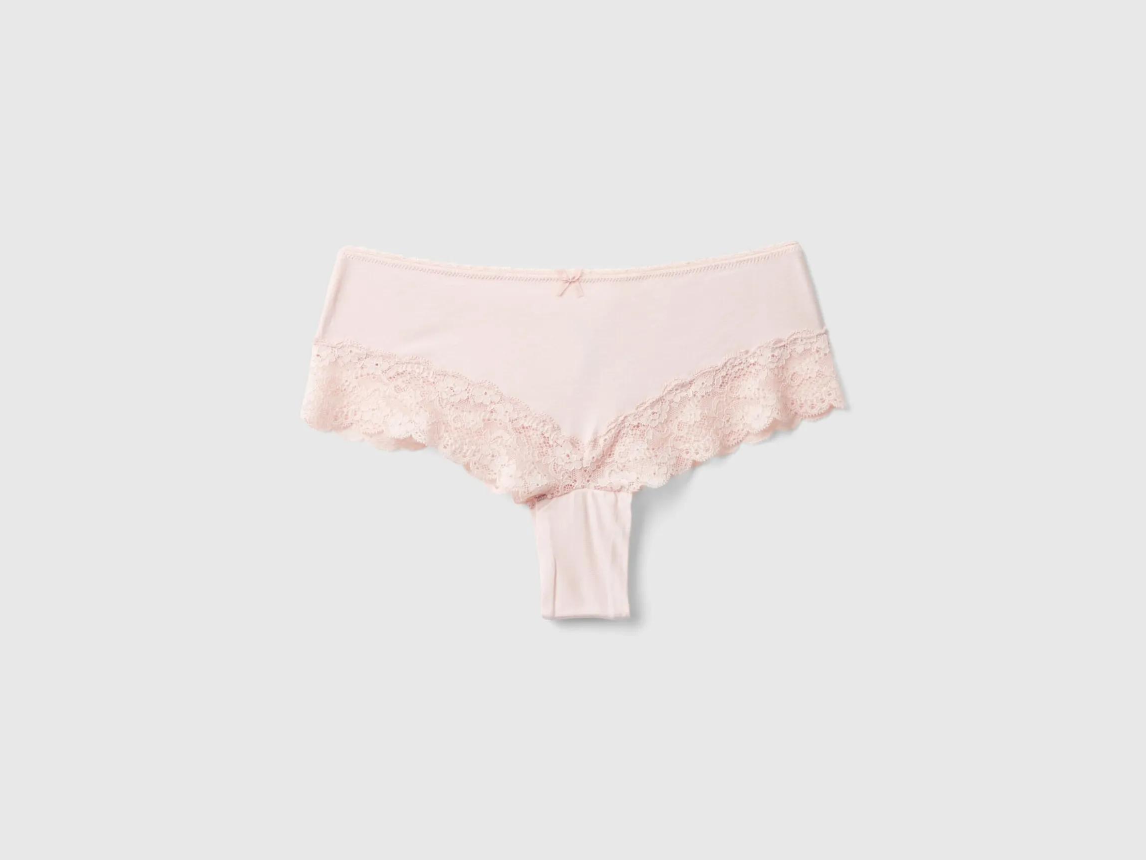 Brazilian underwear with lase inserts
