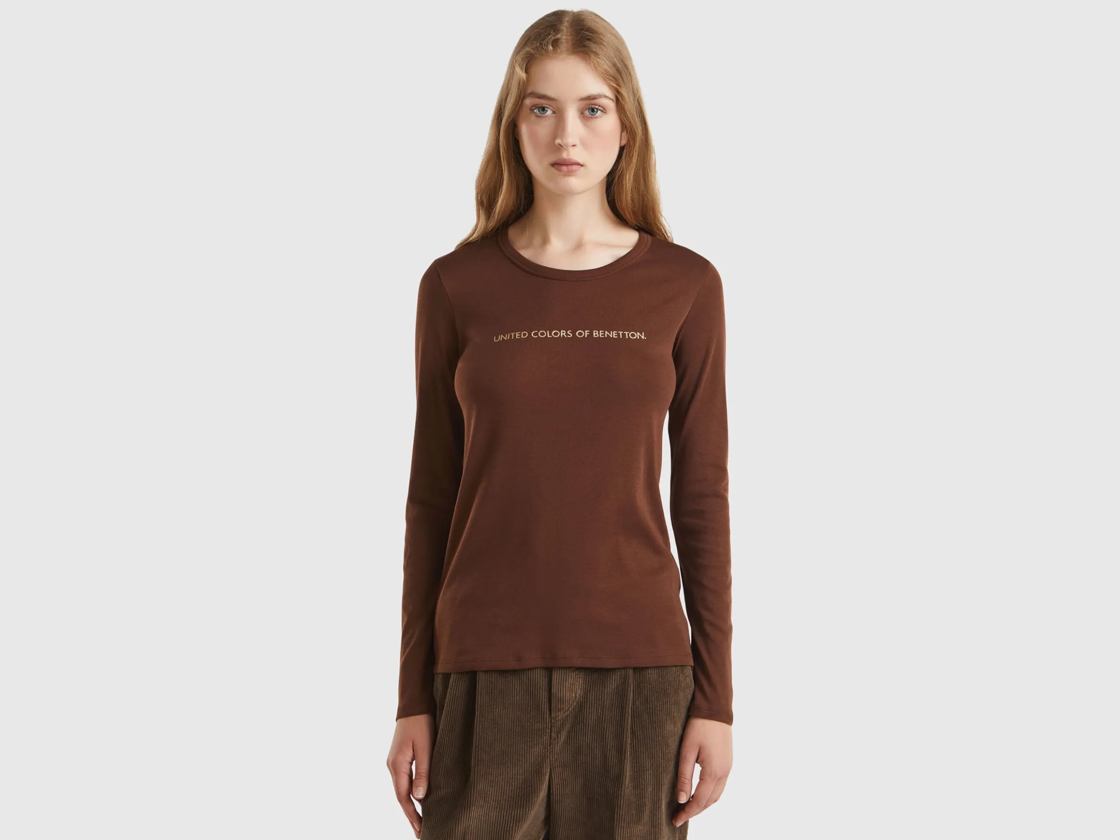 Brown long sleeve t-shirt in 100% cotton
