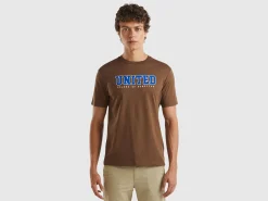 Brown organic cotton t-shirt with white logo