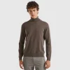 Brown turtleneck in pure Merino wool