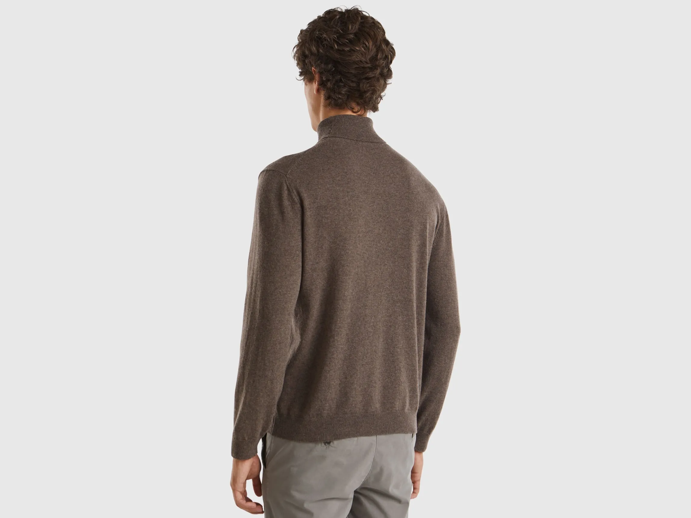 Brown turtleneck in pure Merino wool