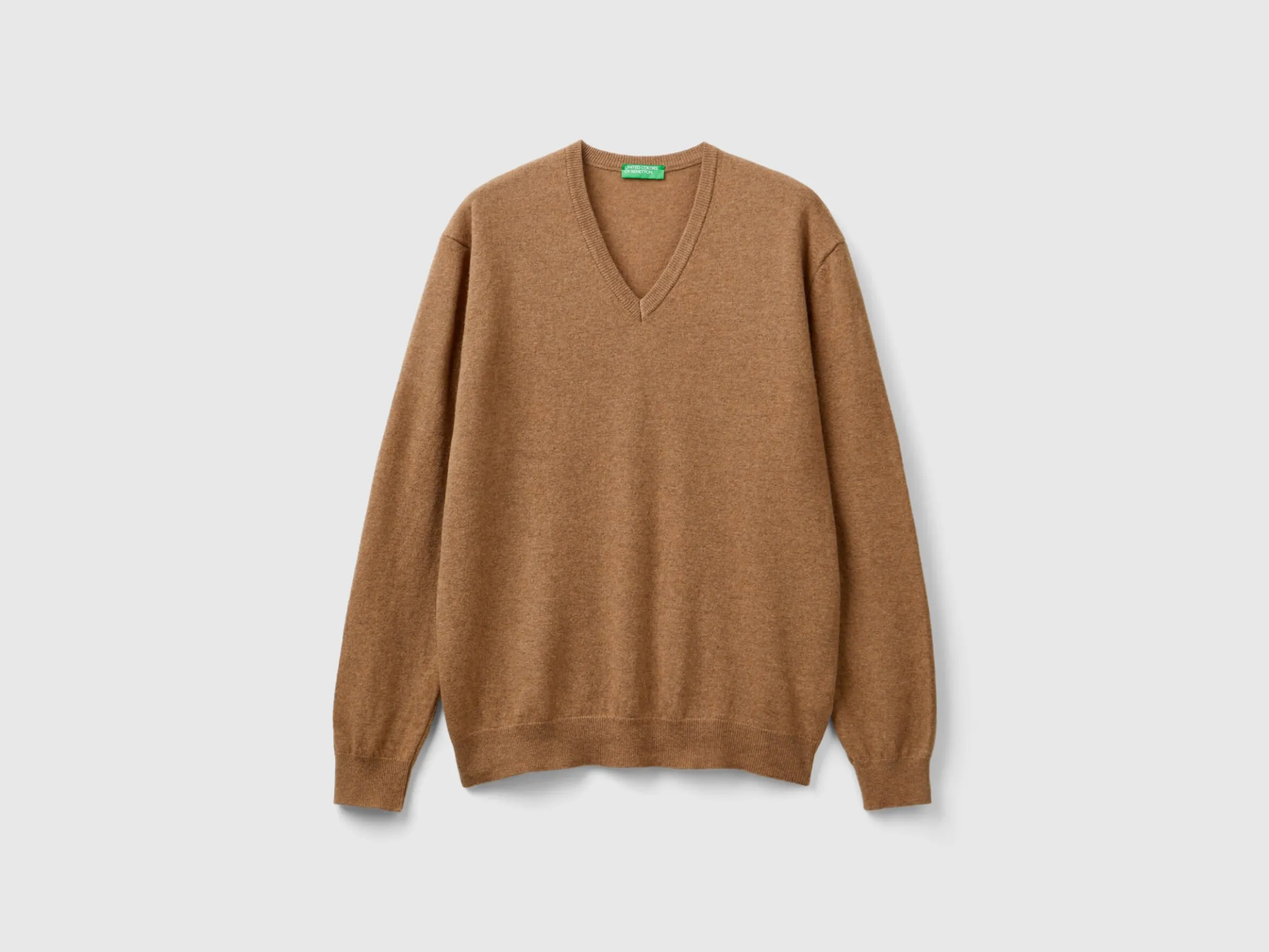 Brown V-neck sweater in pure Merino wool