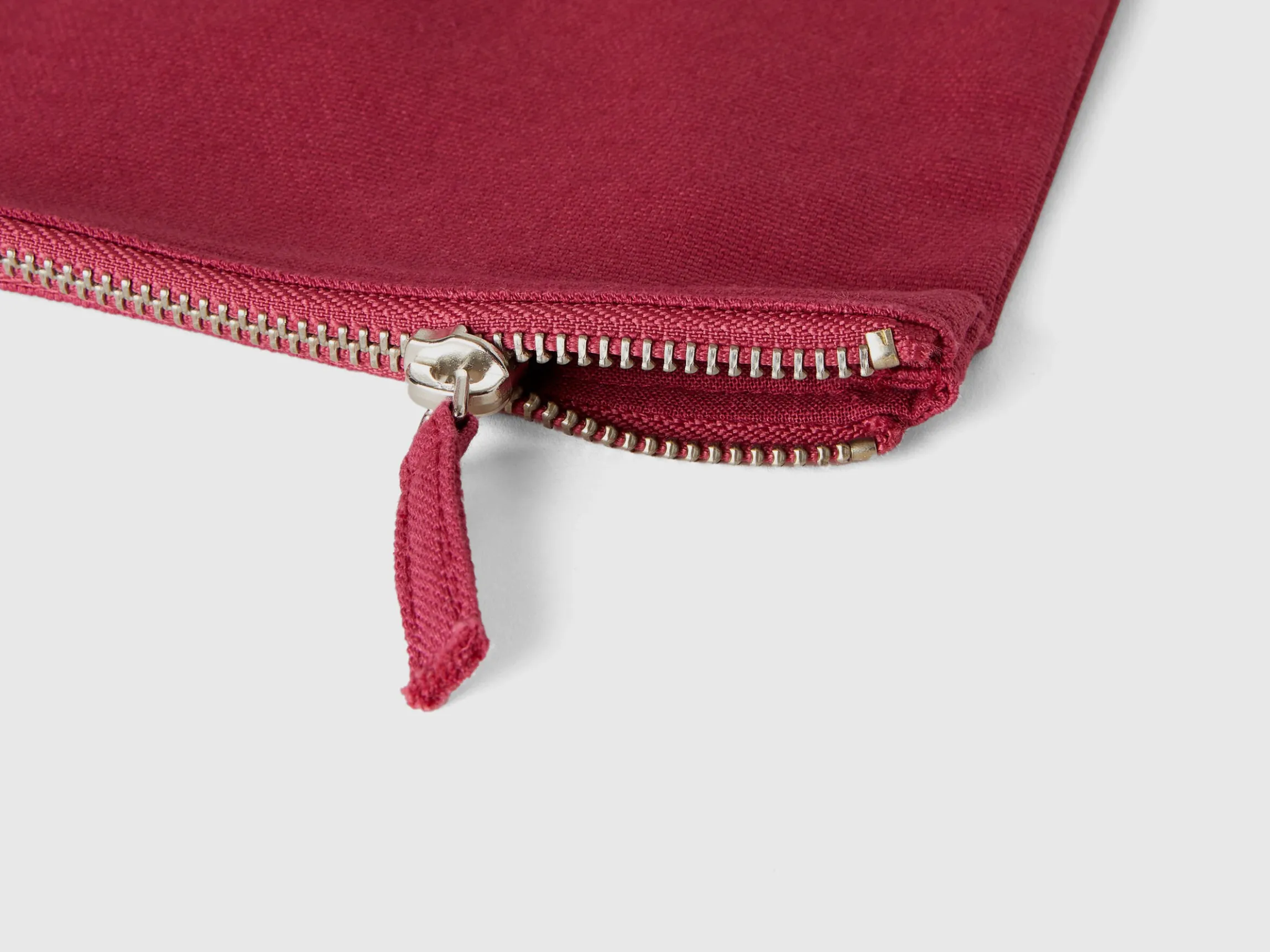 Burgundy clutch in pure cotton