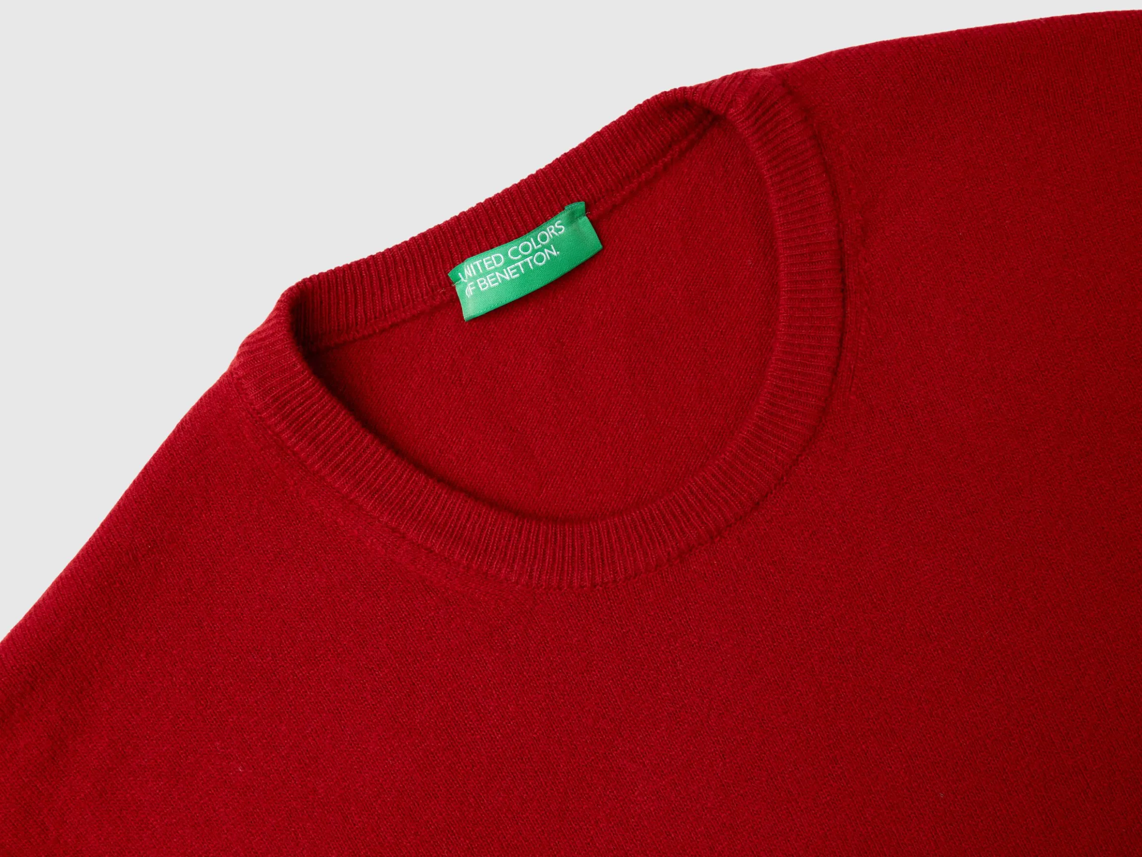 Burgundy crew neck sweater in pure Merino wool