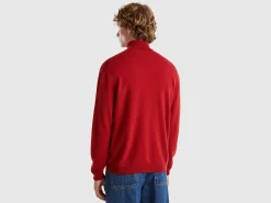 Burgundy turtleneck in pure Merino wool