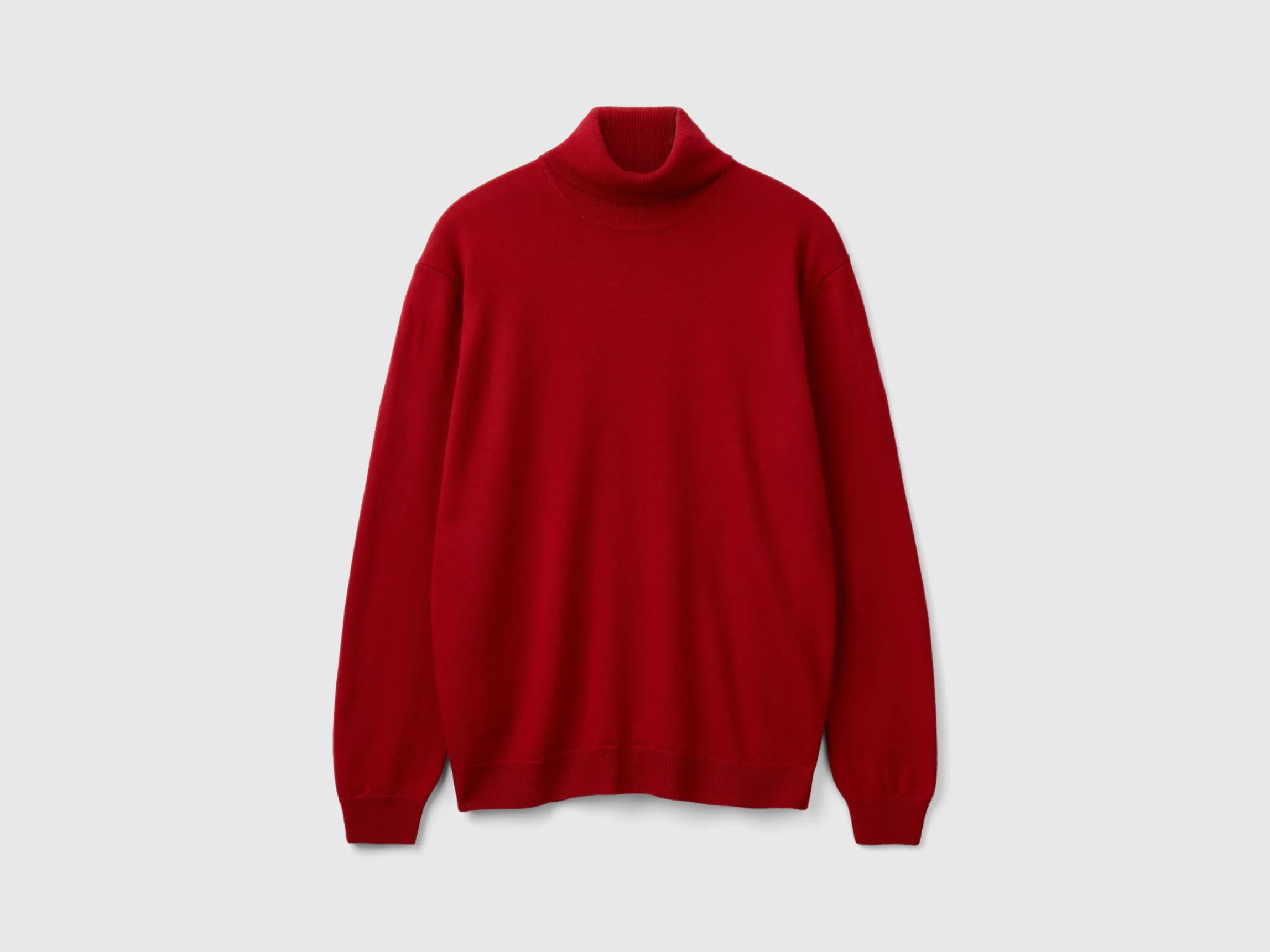 Burgundy turtleneck in pure Merino wool