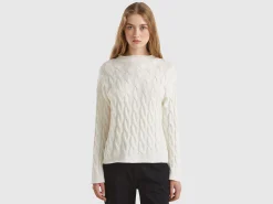 Cable knit sweater