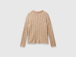Cable knit sweater