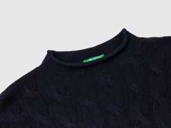 Cable knit sweater