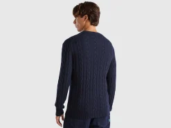 Cable knit sweater in cashmere blend