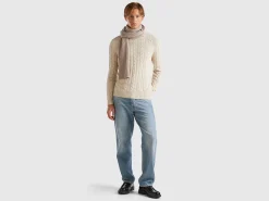 Cable knit sweater in cashmere blend