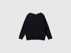 Cable knit sweater in wool blend
