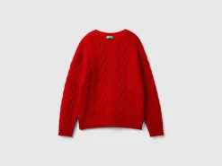 Cable knit sweater in wool blend