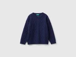 Cable knit sweater in wool blend
