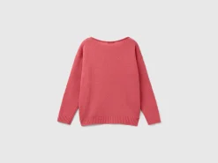 Cable knit sweater in wool blend