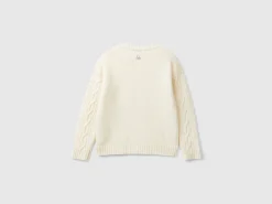 Cable knit sweater in wool blend