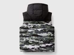 Camouflage padded vest