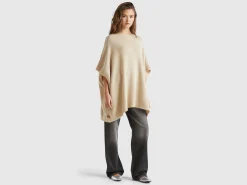 Cape with boat neck