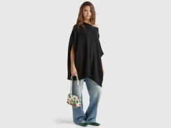 Cape with boat neck
