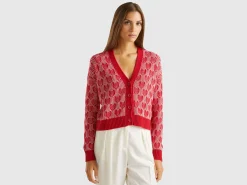 Cardigan with heart inlay