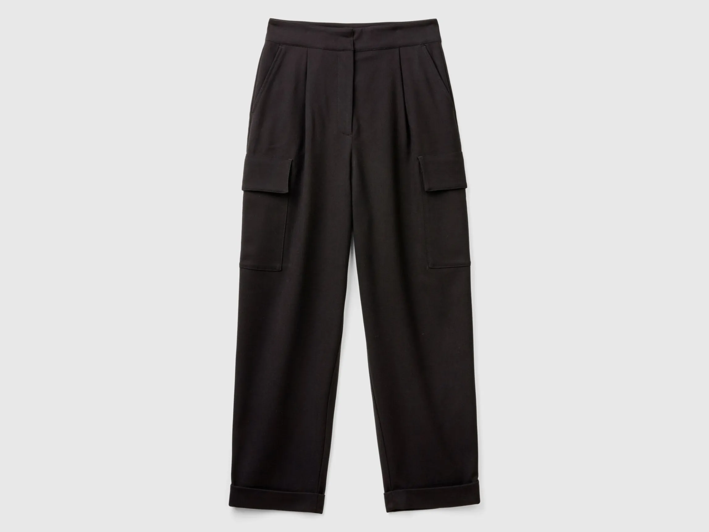 Cargo trousers in viscose blend