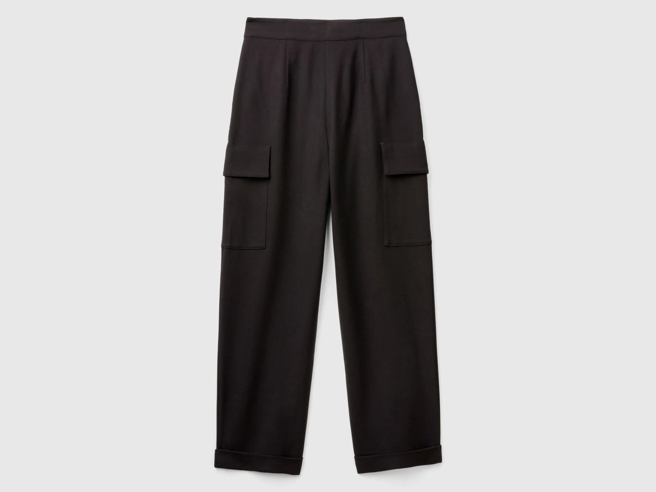 Cargo trousers in viscose blend