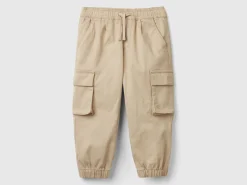 Cargo trousers with drawstring