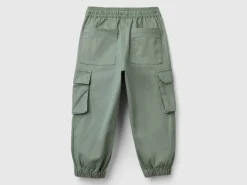 Cargo trousers with drawstring