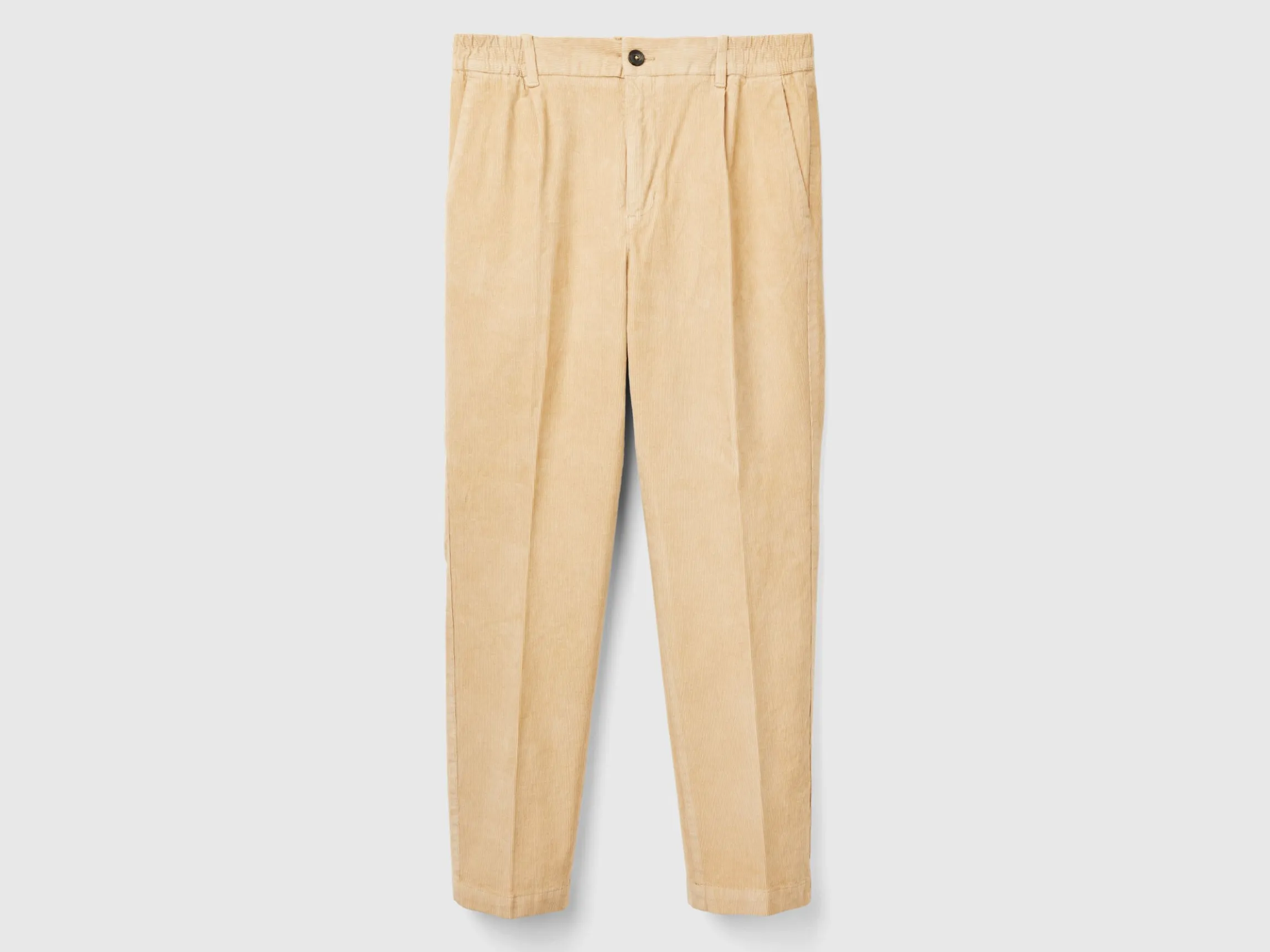 Carrot fit chinos in corduroy