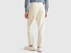Carrot fit trousers