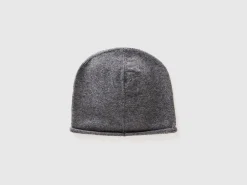 Cashmere blend cap