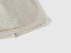 Cashmere blend cap