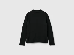 Cashmere blend sweater