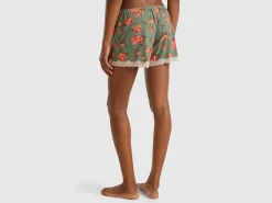 Charmeuse shorts with floral print