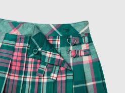 Checkered pleated skirt