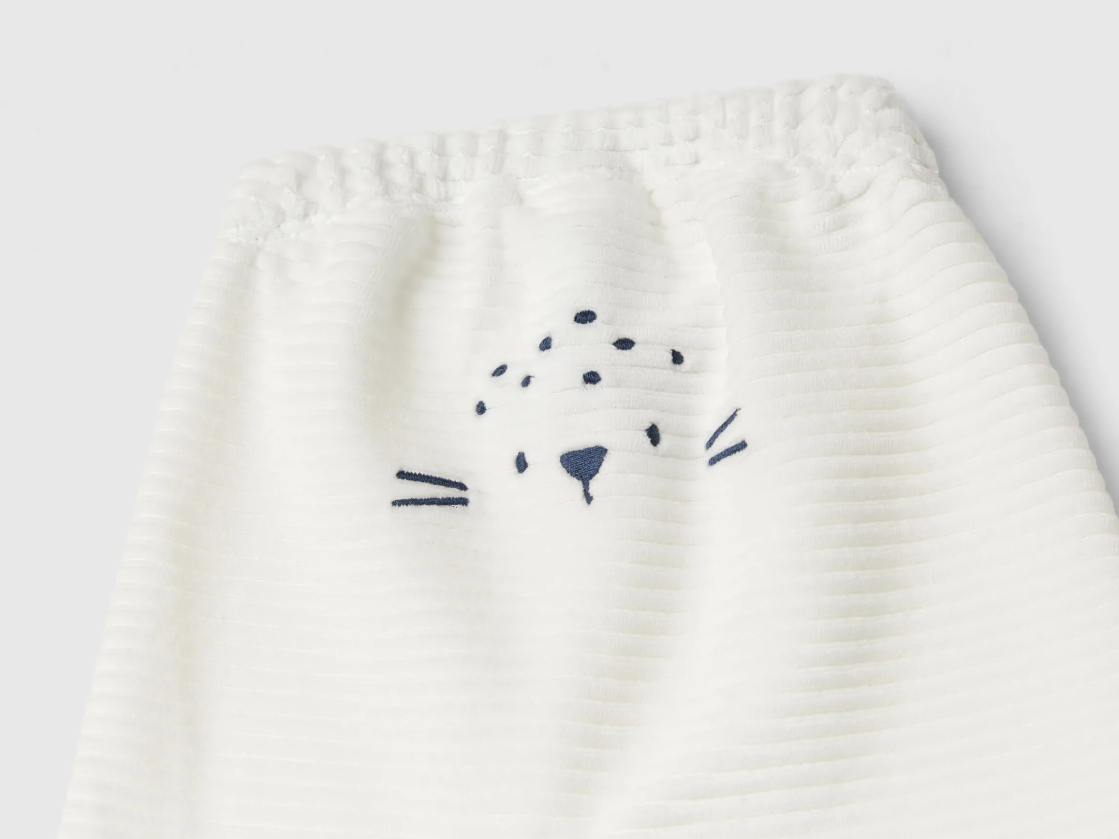 Chenille trousers with embroidery