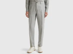 Chinos in pure linen