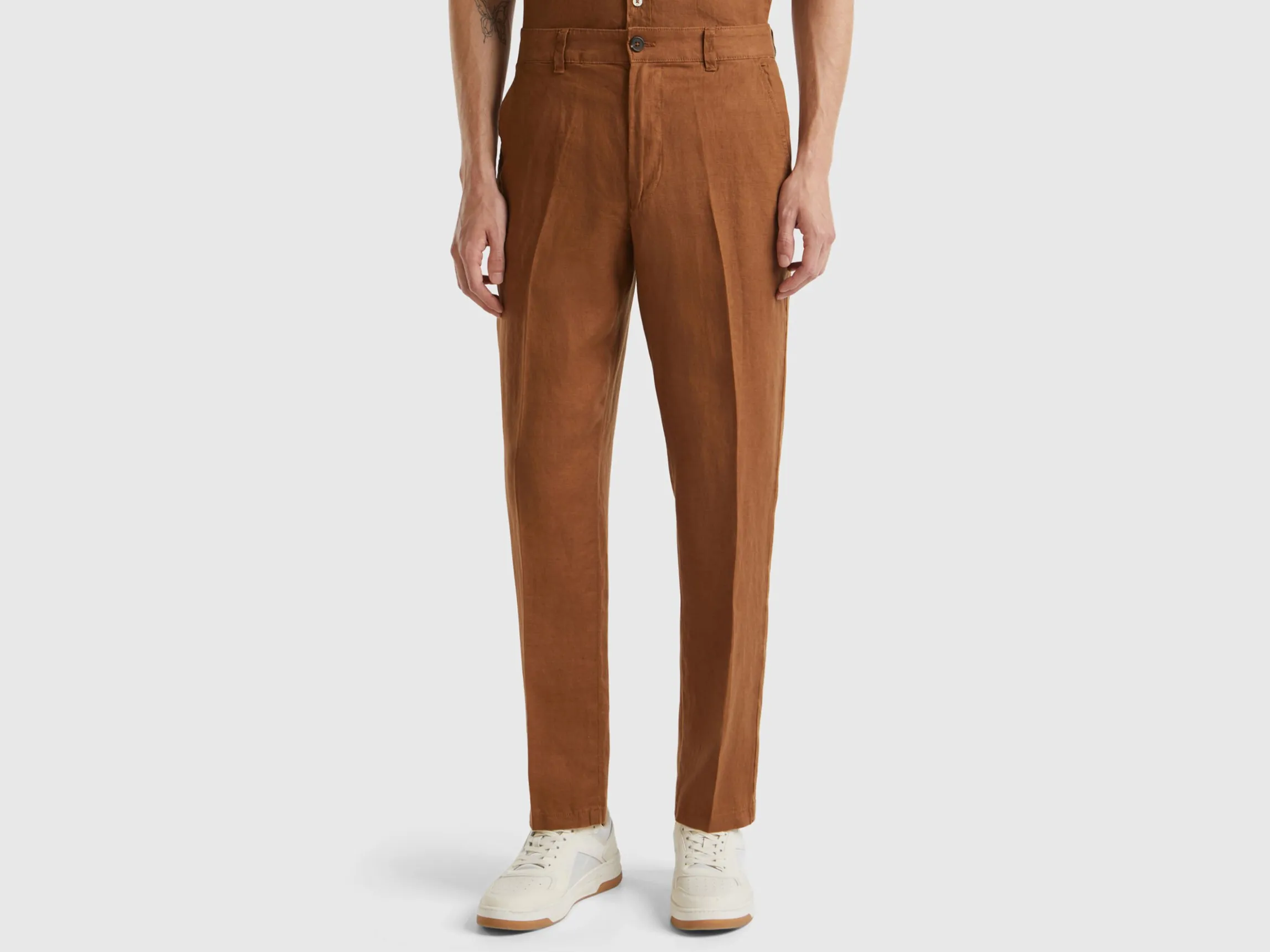 Chinos in pure linen