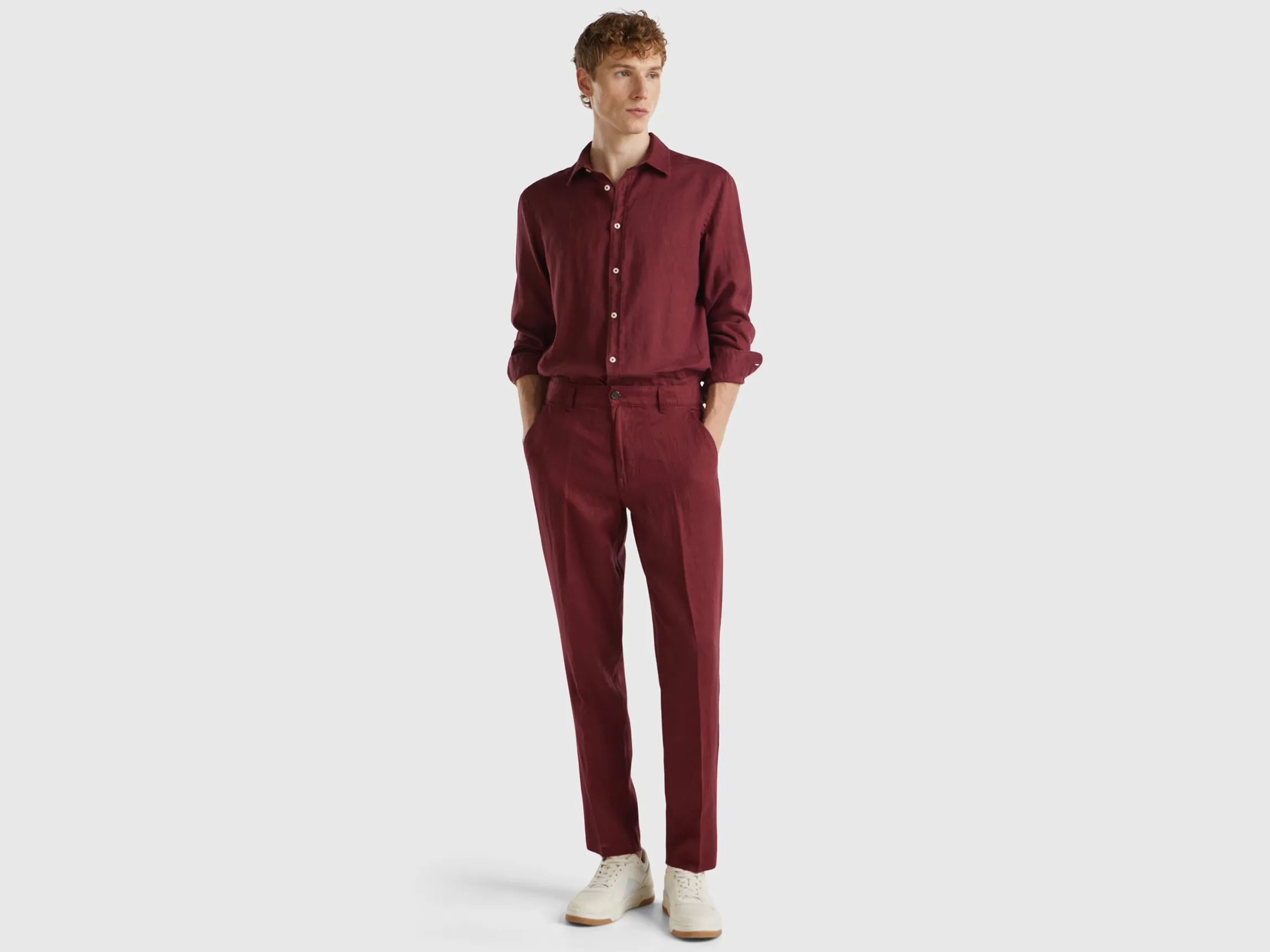 Chinos in pure linen
