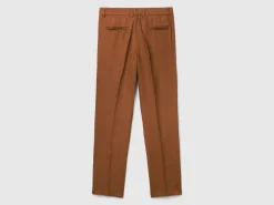 Chinos in pure linen