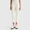 Chinos in velvet with stretch waist