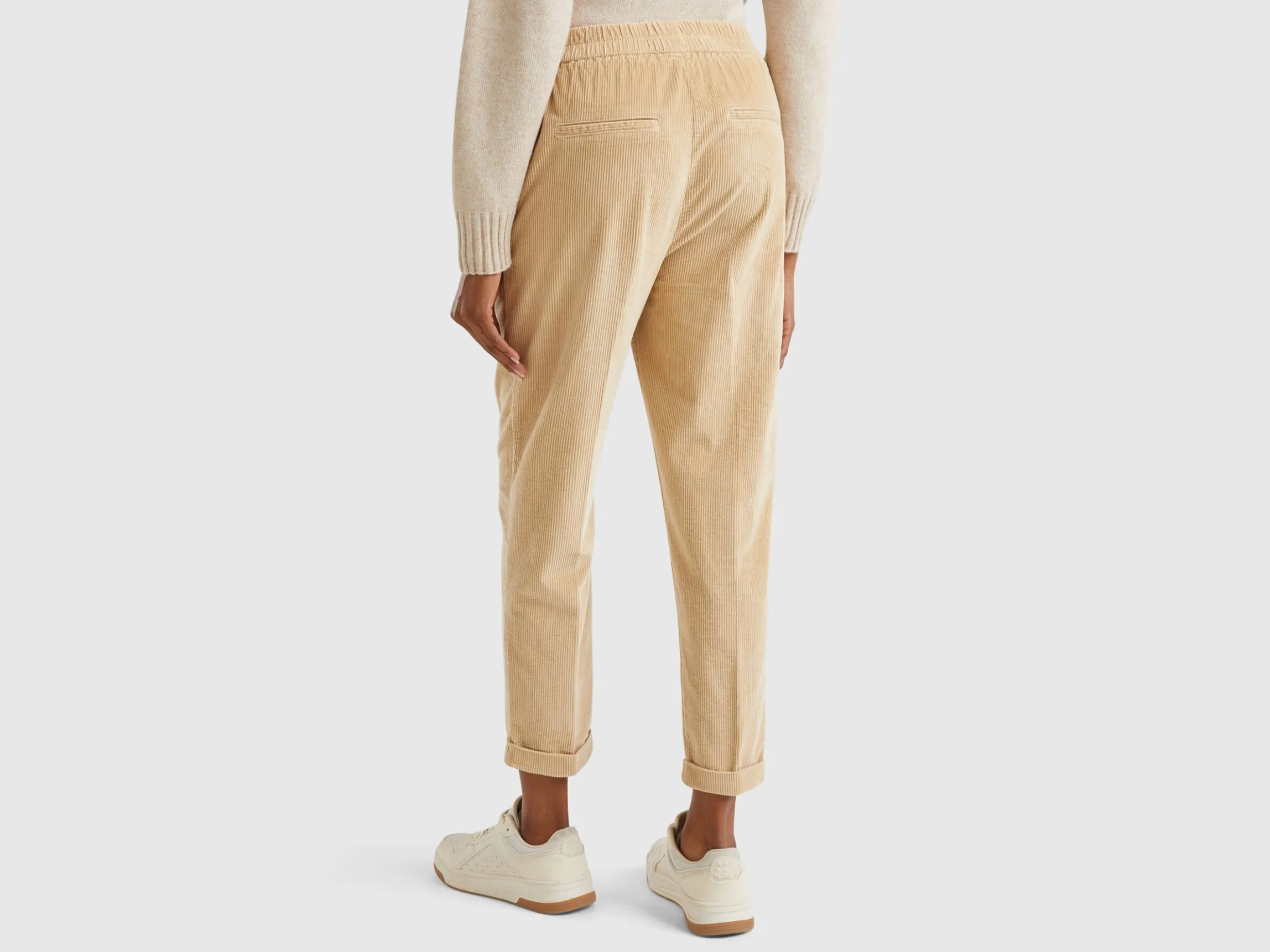 Chinos in velvet with stretch waist