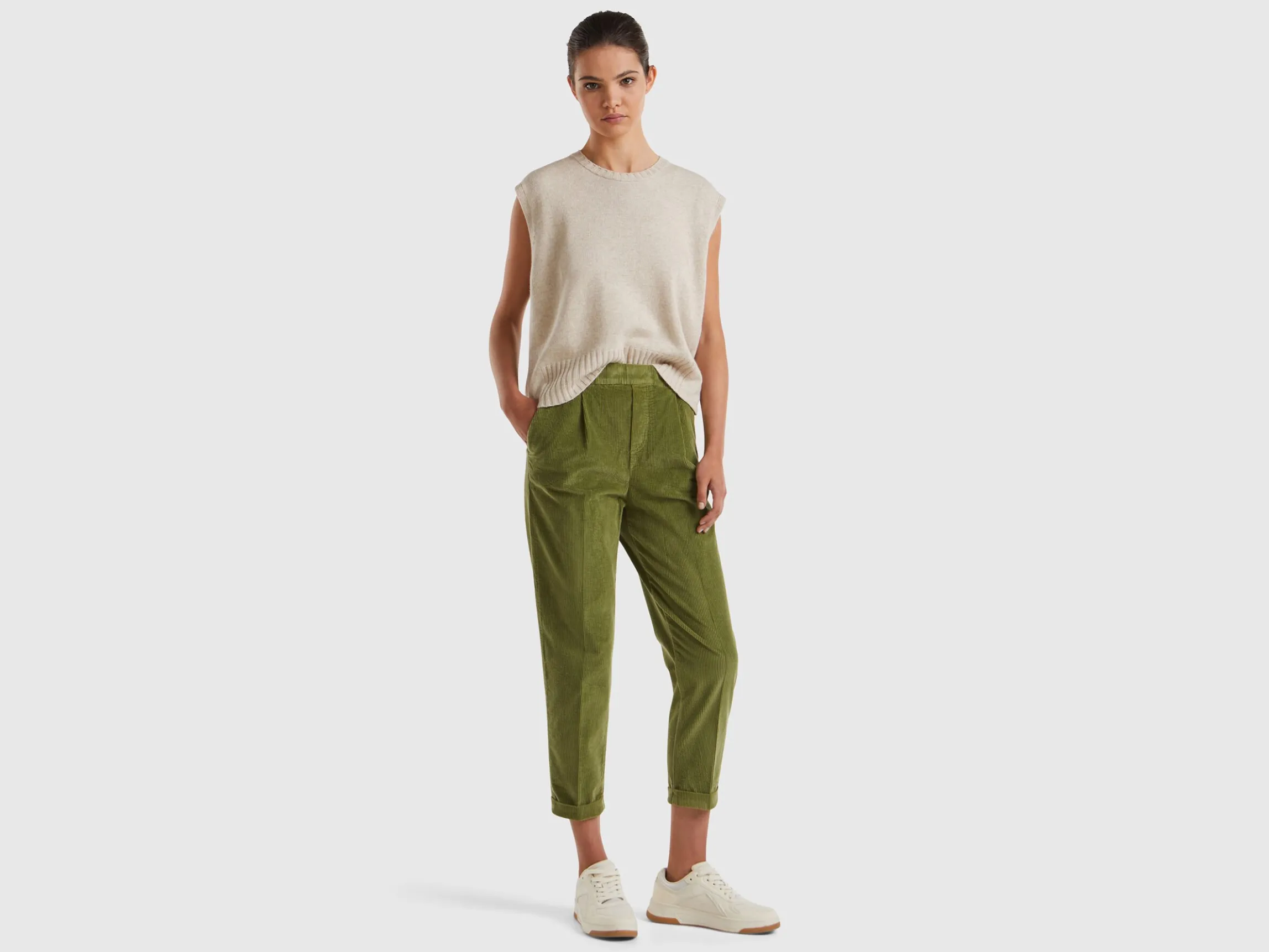 Chinos in velvet with stretch waist