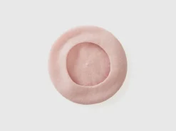 Classic beret in wool blend