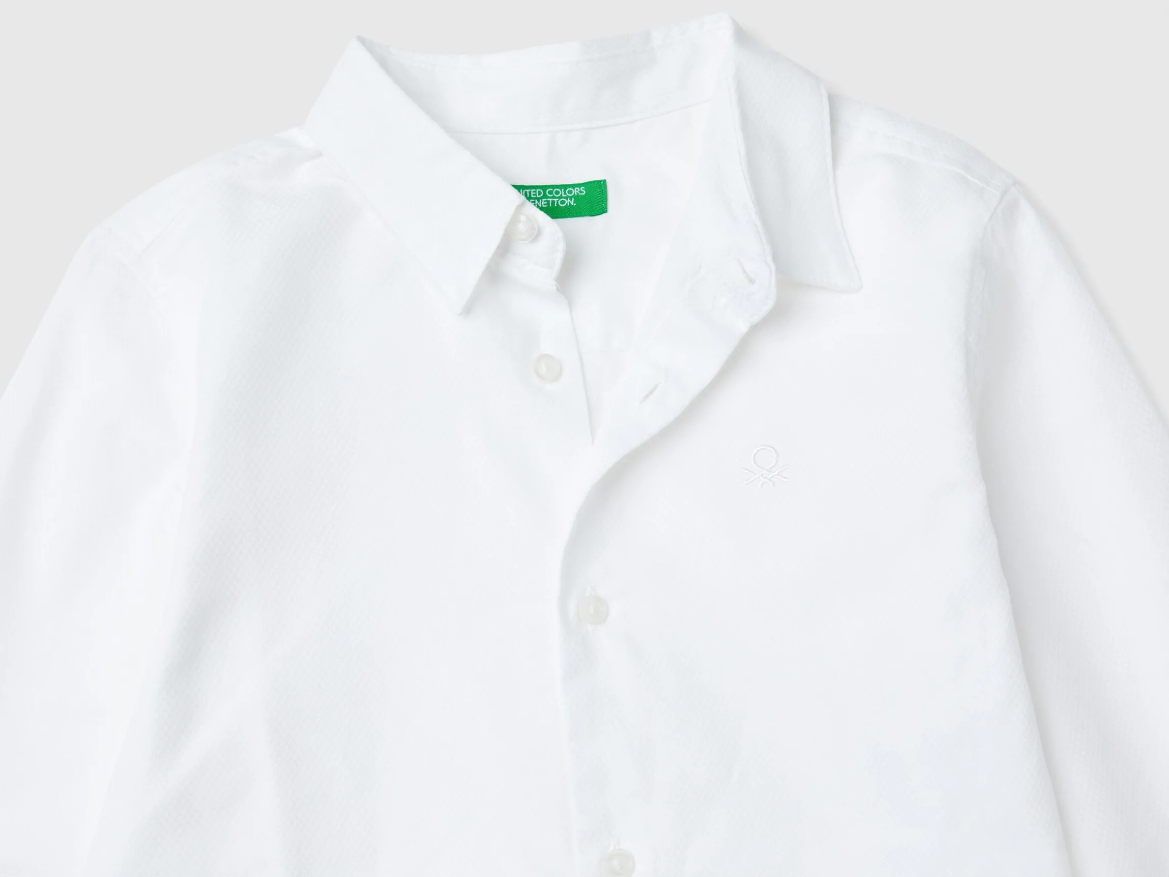 Classic shirt in pure cotton